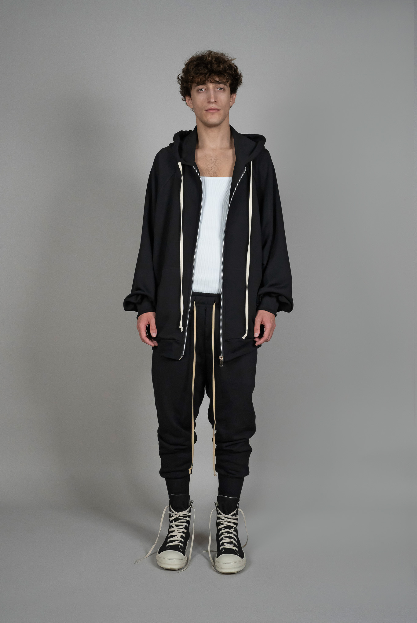 Pantaloni din Bumbac negri cu tur lasat, vedere din fata, marime XS S M L XL