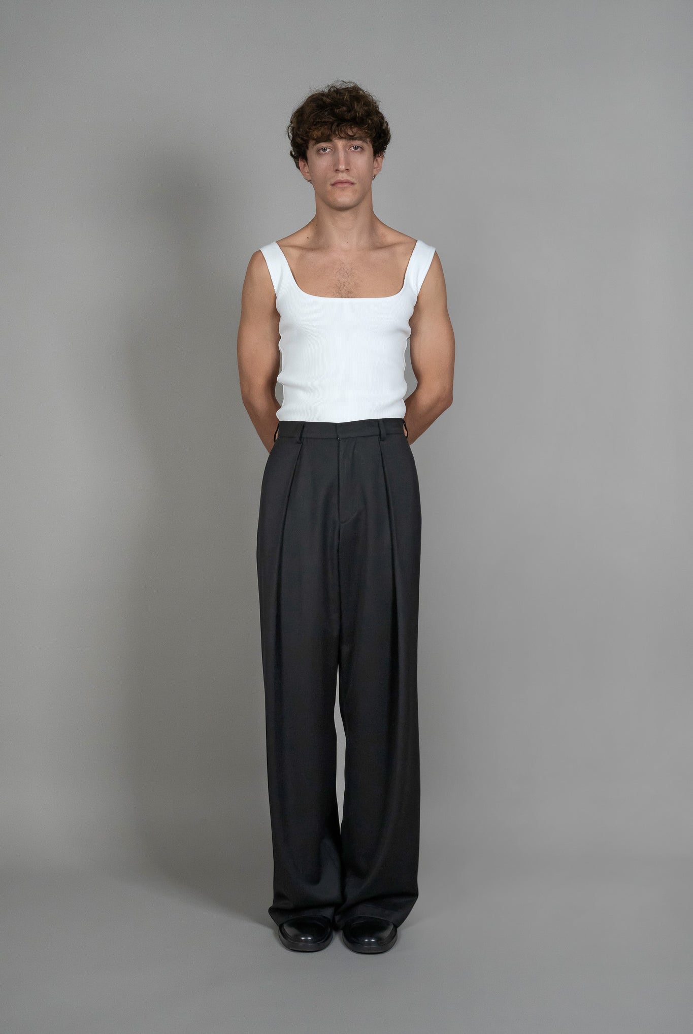 Pantaloni negri din Stofa, vedere din fata, marime XS S M L XL