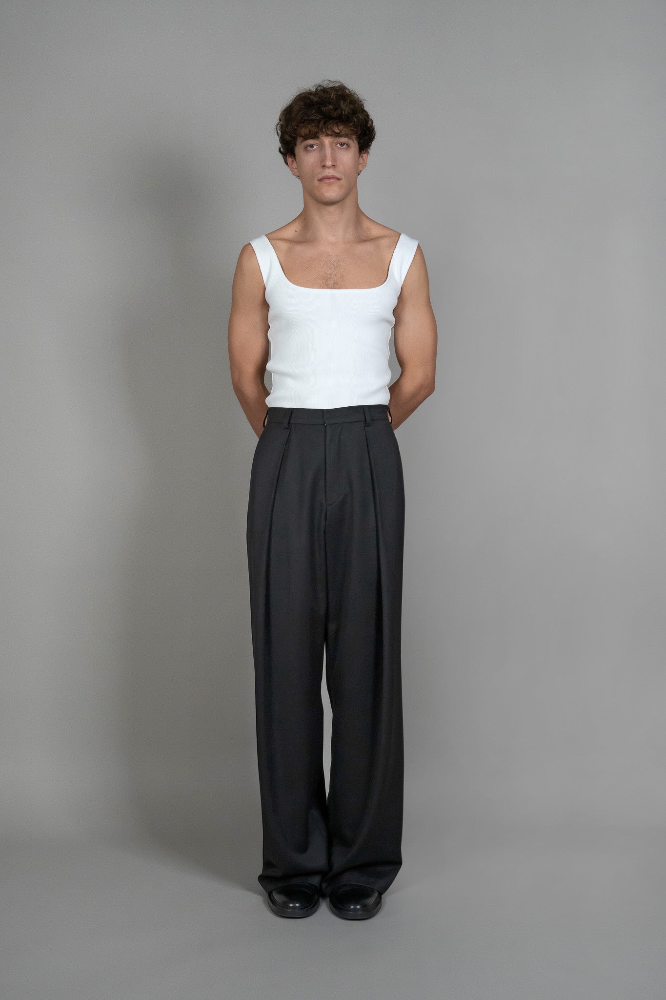 Pantaloni negri din Stofa, vedere din fata, marime XS S M L XL