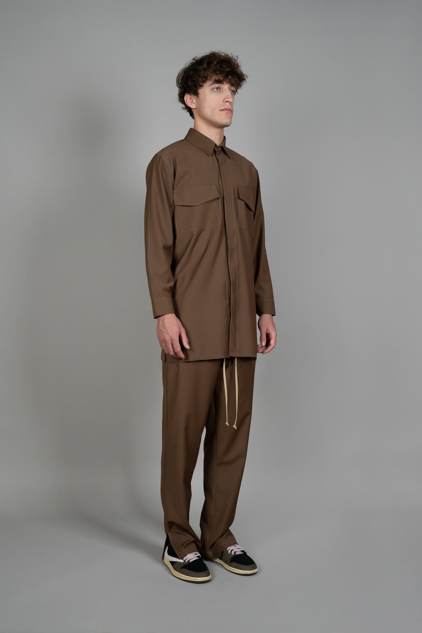Camasa maro din Stofa, vedere din diagonala, marime XS S M L XL
