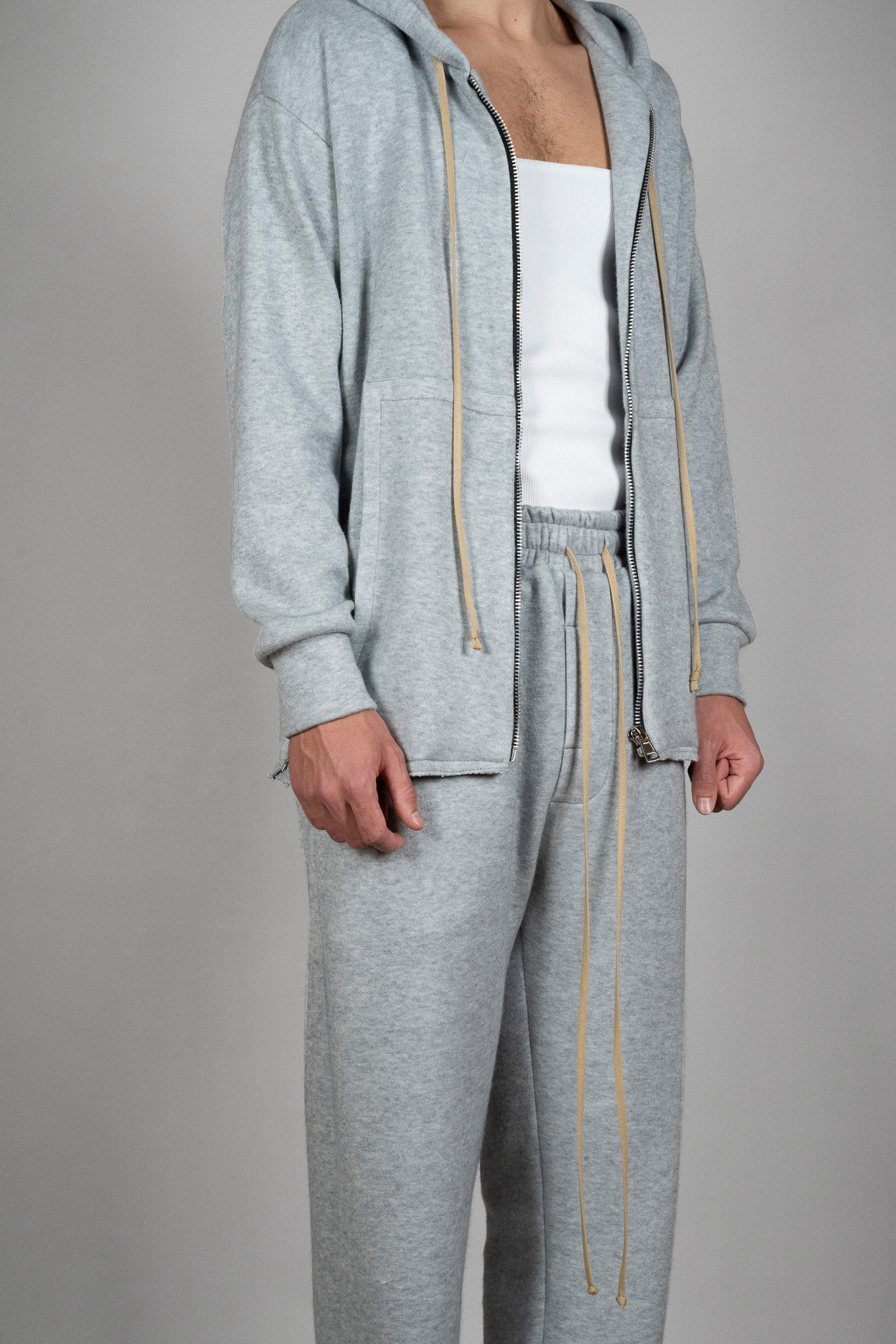 Pantaloni din Bumbac si Lana albastri, vedere detaliata din diagonala, marime XS S M L XL