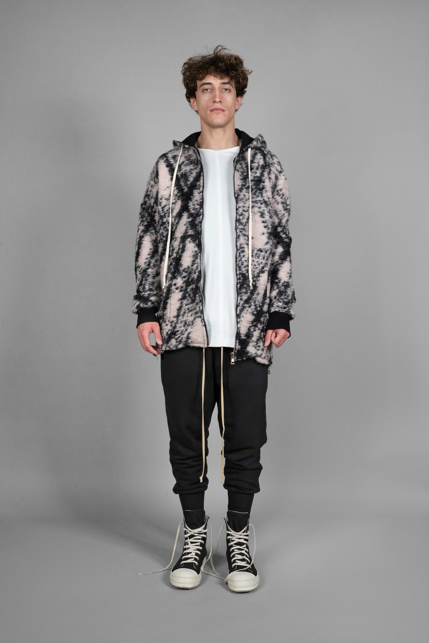 Jacheta din Imitatie de Lana de Oaie, vedere din fata, marime XS S M L XL