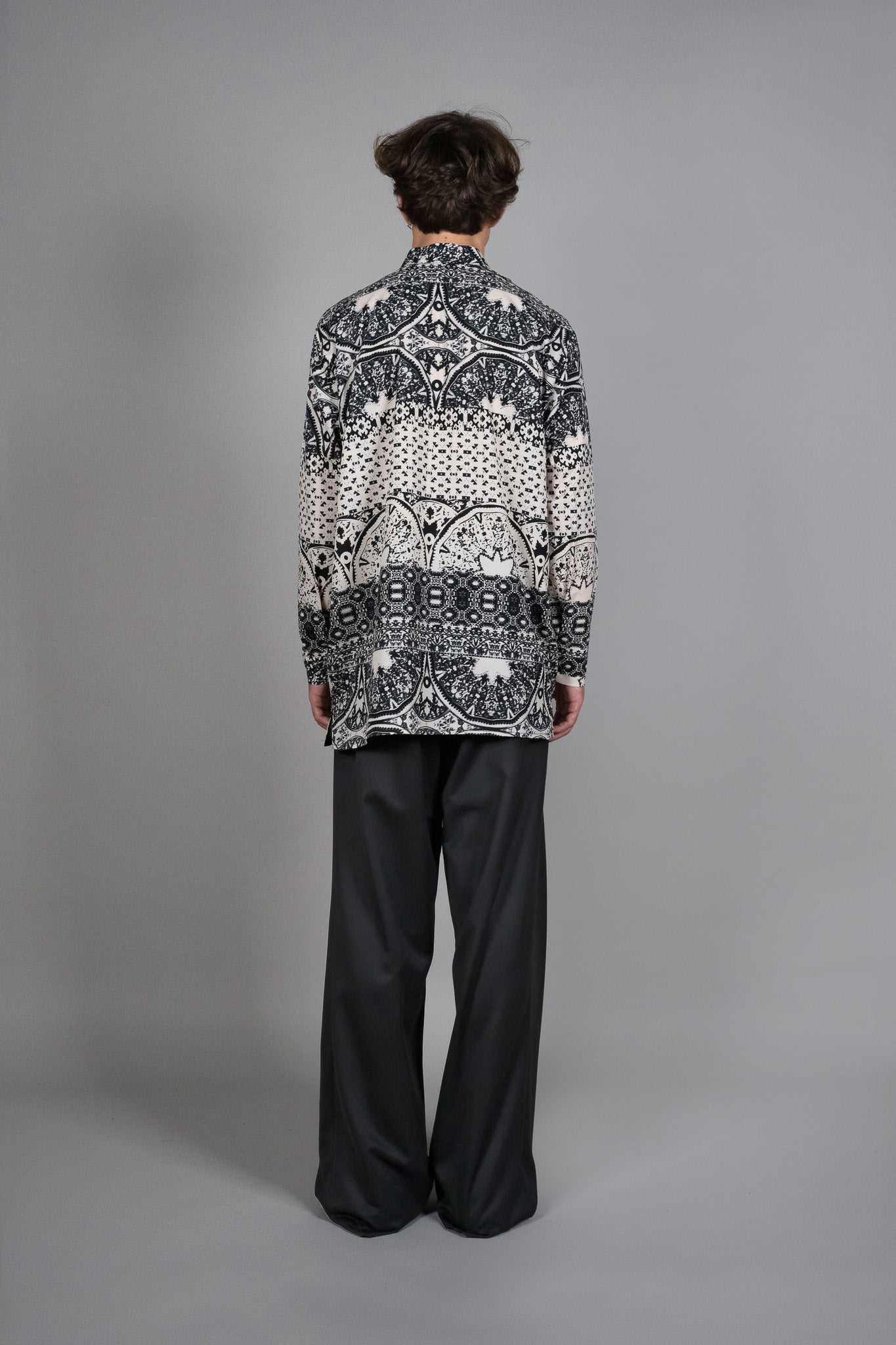 Camasa Imprimeu Regular-Fit, vedere din spate, marime XS S M L XL