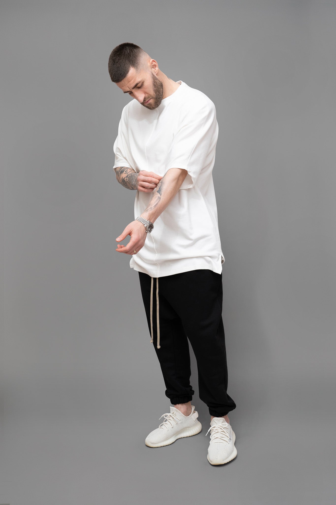 Pantaloni barbati cu tur lasat din bumbac, negri vedere din lateral