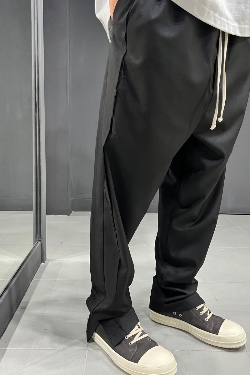 Pantaloni MG130